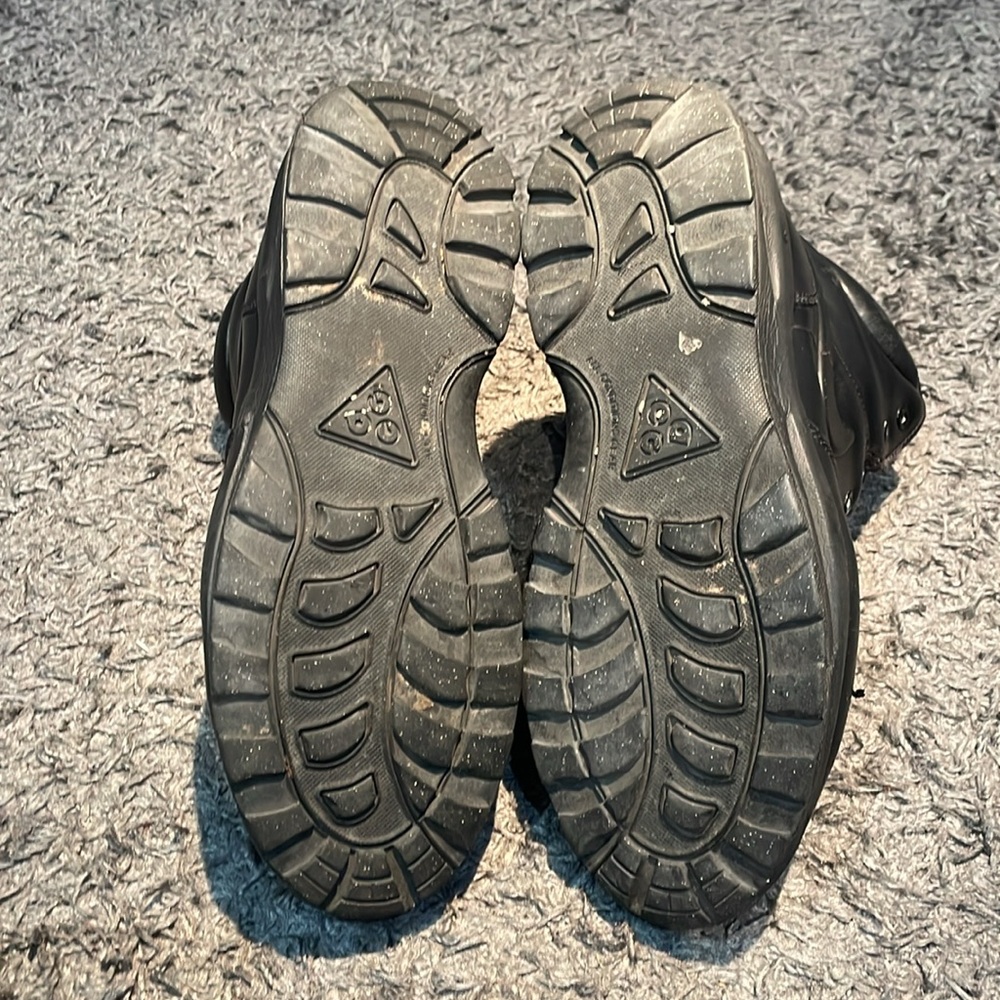 Nike Acg Manoa Boots View 3